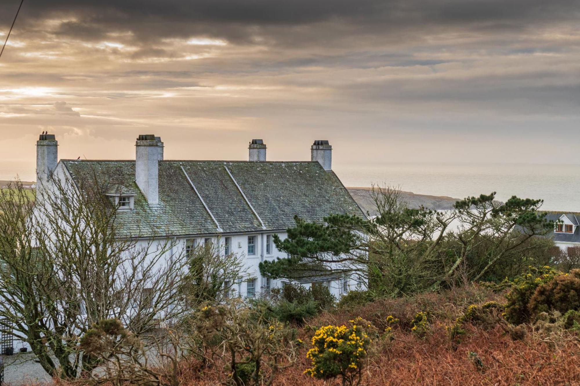 Tan Y Cytiau Vila Holyhead Quarto foto